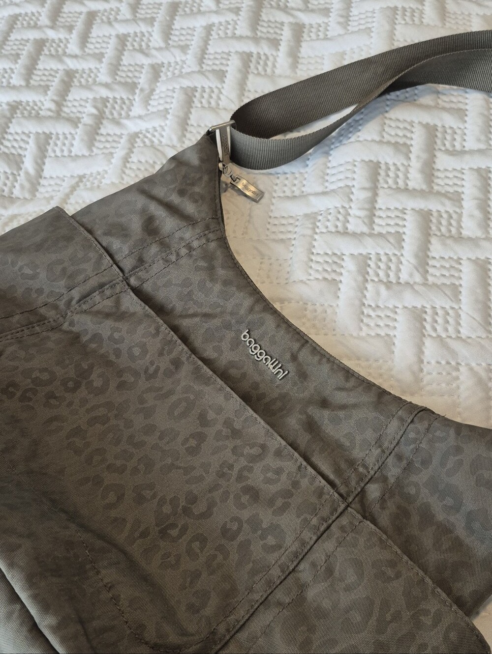 Baggallini Olive Green Leopard-Print Shoulder Bag